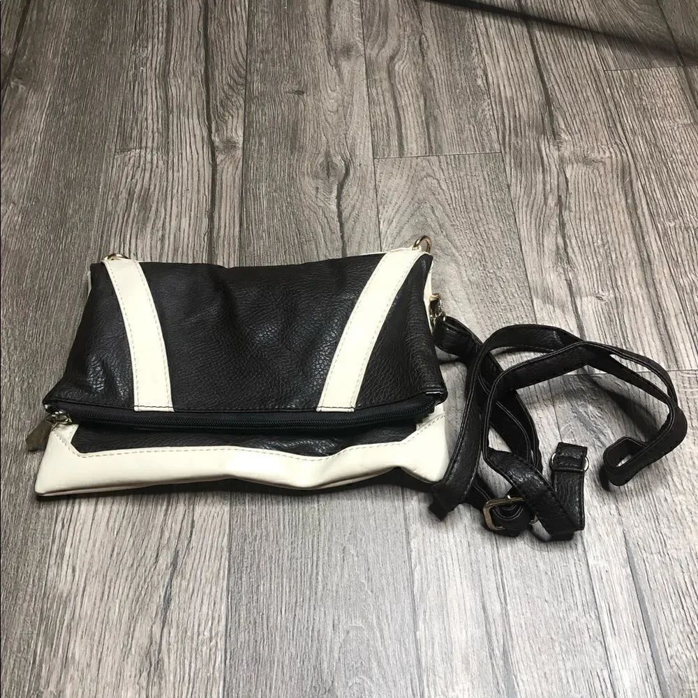 2/$20 Brown and cream gold over purse with strap